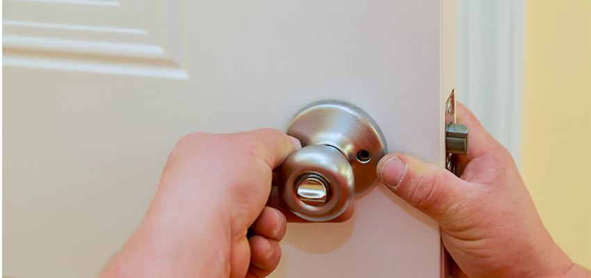After-hours Locksmith For Lock And Key Installation in Lake Los Angeles, CA