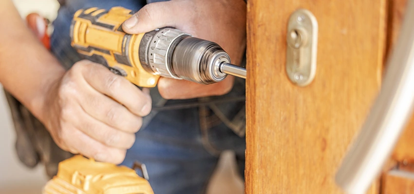 Eviction Locksmith in Lake Los Angeles, California