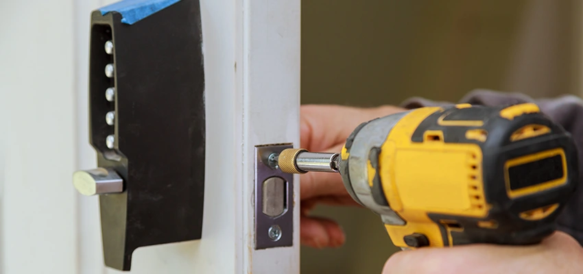 Eviction Locksmith For Key Duplication in Lake Los Angeles, California